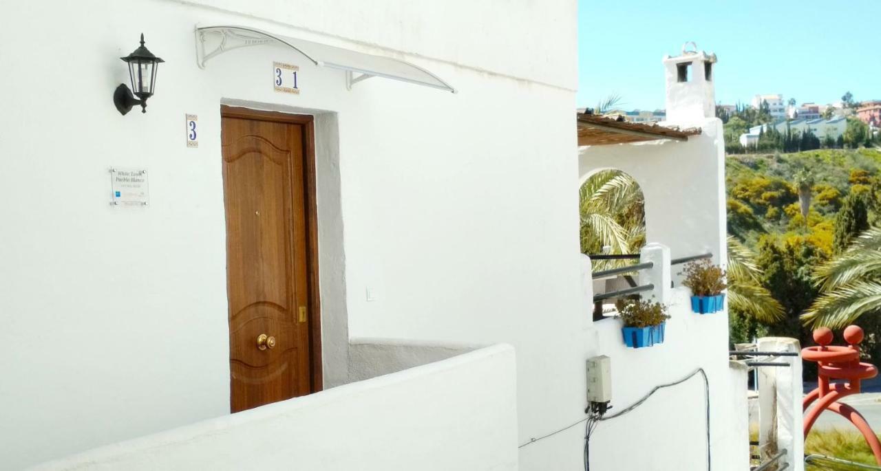 Pueblo Blanco Apartment Benalmadena Luaran gambar